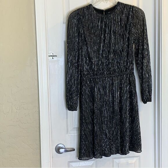 White House Black Market Shimmer Blouson Dress Size Small - Picture 6 of 13